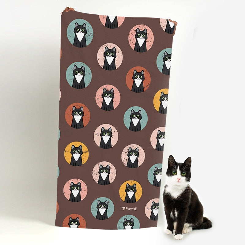 Personalized Cat Emoji Beach Towel - Image 2