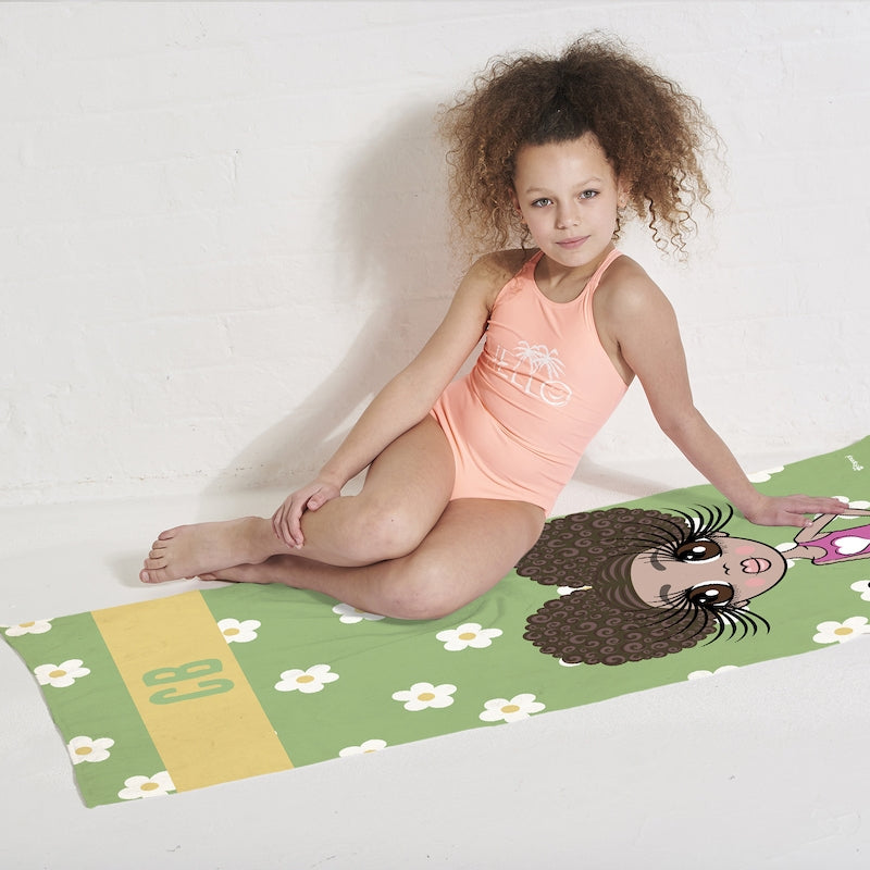 ClaireaBella Girls Personalized Retro Daisy Beach Towel - Image 2
